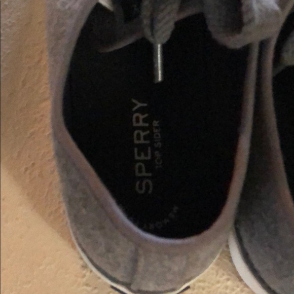 Sperrys - Picture 2 of 4